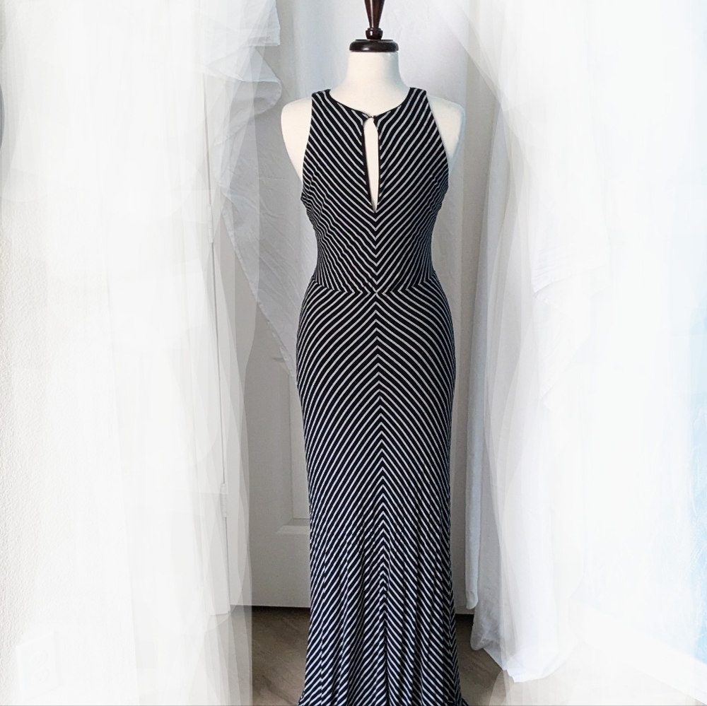 White House Black Market Maxi Halter Dress with free shipping - Picture 5 of 9
